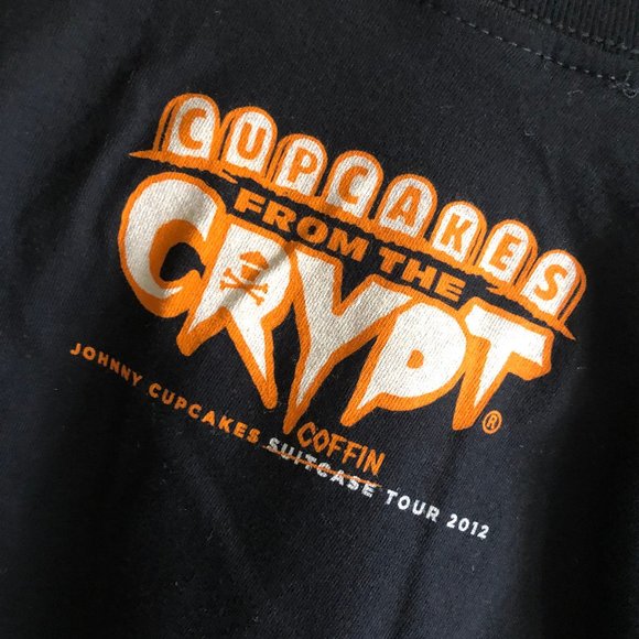 Johnny Cupcakes - Cupcakes from the Crypt - Picture 2 of 3